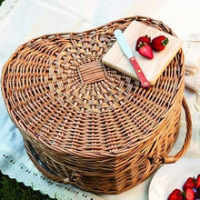 Heart-Shaped Wicker Picnic Basket with White Liner, Large Capacity Foldable Storage Basket, Double Handle, Includes Cutlery Set - Perfect for Picnics, BBQs, Camping, and Outdoor Activities