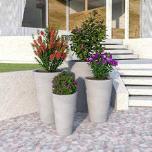 LeisureMod Pebble 4-Piece Fiberstone and MGO Clay Planter Set Mid-Century Modern Gray