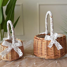 Picnic Baskets Flower Basket Lace Design Decoration with The Food Basket Suitable for Wedding，