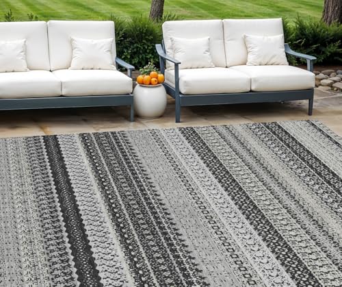 HomeRoots Black Striped Washable Non-Skid Indoor Outdoor Area Rug 9' x 12'