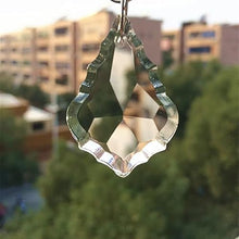 Chandelier Crystal Prisms Pendants 192pcs/lot 50mm Crystal Maple Leaf suncatcher Pendants Clear K9 Glass Crystal Maple Leaf Shape Chandeliers Parts Chandelier Crystal Prisms Pendants