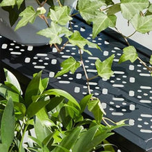 JOTDPFRYK Black Semicircle Plant Shelf 3 Tier Plant Stand Floor Standing Flower Pot Rack Metal Stair-Step Flower Rack Corner Shelf Planters Quarter Round Display Holder for Balcony Garden Courtyard