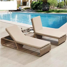 Outdoor Rattan Lounge Chair, Waterproof Pool Beach Garden Hotel Recliner