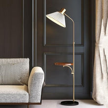 LUYOUBOZHU Floor Lamp Dimmable Modern Floor Lamp with Wood Tray,Space Saving Standing Light for Living Room(Black)