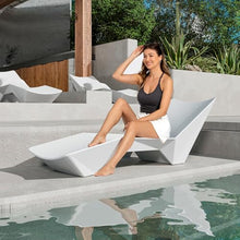2 Packs in Pool Lounge Chairs for Tanning Ledge, Sun Shelf, Beach, White