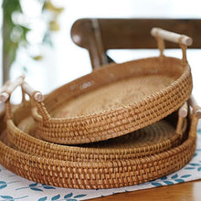 LSSOAZZVVN Small Picnic Basket Hand-Woven Storage Round Wicker Basket Rattan Storage Tray Bread Fruit Food Breakfast Picnic Basket Kitchen Storage Basket (Color : Medium) (Small)