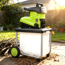 Sushangmao 2800w Electric Wood Chipper/Garden Shredder, Crush Up to 45mm/1.77", 5000r/Min, with 60l Detachable Collection Box, for Garden Debris, Leaves and Branches