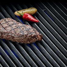 Broil King Regal Charcoal 400 Grill Black