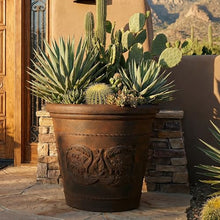 Sunnydaze Arabella 19.5'' Plastic Planter Pot for Plants, Rust, 4pk
