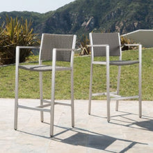 Homyee Stylish Outdoor Bar Height Pub Chairs w/Sturdy Metal Frame & Footrest for Poolside, Contemporary Aluminum Patio Bar Stools w/PE Rattan Back & Seat for Garden, Deck, Porch, Set of 2