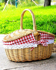 Country Style Wicker Picnic Basket Hamper with Lid and Handle Liners for Picnics Parties and Bbqspicnic Basket