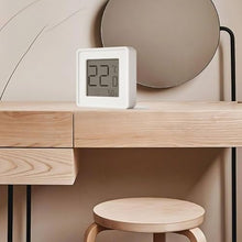 ASWRTYJO ABS Electronic Digital Display Household Room Indoor Temperature Humidity