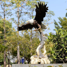 HI-LINE Soaring Eagle Statue