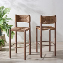 SAFAVIEH Couture Outdoor Patio Furniture Collection - Romona Tropical Bar Stool Set of 2, Brown Woven Rattan Design, 30-Inch, Fully Assembled (CPT4001B)