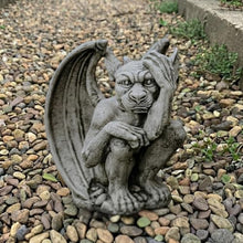 OLOMA Winged Sitting Gargoyle Concrete Statue Outdoor Mythical Creature Sculpture Gothic Beast Garden Ornament Medieval Lawn Patio Decor Weather Proof Accent Decor Fantasy Cement Figurine