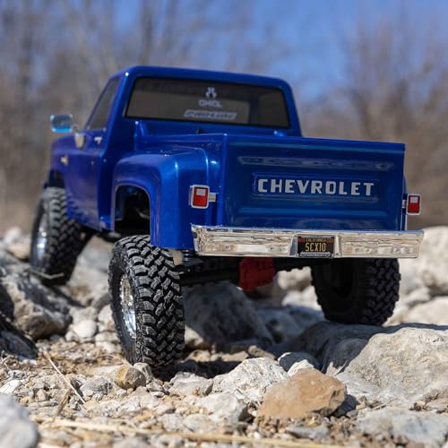 Axial SCX10 III Base Camp 82 Chevy K10 RTR RC Truck Blue