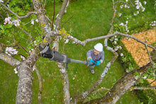 Gardena Cordless Telescopic Tree Pruner HighCut 360/18V P4A no battery: Lopper with telescopic handle for branches up to 5 m high, rotating cutting head, ergonomic handle, LED display (14776-55)