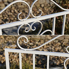 JIAOCKJIAO Garden Trellis Iron Art Fence Frame with Base, Metal Garden Obelisk Plant Climbing aid,for Courtyard/Lawn/Patio/Backyard/Terrace Decoration Plants Vine Support (Color : White)