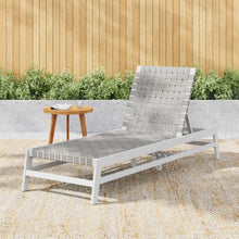 Hassyee Acacia Wood Outdoor Chaise Lounge w/Woven Rope Seat for Poolside, Patio Sun Lounger w/Adjustable Backrest for Garden, Light Grey Sunbed Lounge Chair w/Wooden Frame for Porch, Deck