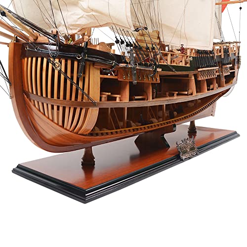 Old Modern Handicrafts Premium HMS Endeavour Model Ship Brown
