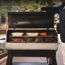recteq Flagship XL 1400 Wi-Fi Pellet Smoker Grill 1437 Sq. in.