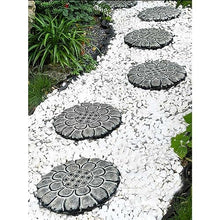 Retro Outdoor Stepping Stone, Creative Lotus Shape Decorative Stone For Garden Relief Carved Patterns Three-dimensional Fullness Lawn Paving Tiles Outdoor Courtyard Path Stone ( Color : 3PCS , Size :