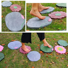 Resin Stepping Garden Stones 31cm Dia, Three-Dimensional Stepping Stone for Outdoor Walkway, Painted Decorative Stones Small, Landscaping Foot Stone