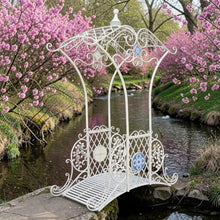 Zaer Ltd. 8.75ft. Montpellier Metal Garden Bridge with Mosaic Accent Écusson (White)