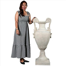 Design Toscano Chateau de Fontainebleau Architectural Garden Urn Set of Two Roman Stone