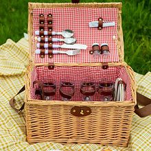 AADECOR Wicker Picnic Basket Set for 4 Persons, Willow Hamper with Liner, Willow Picnic Hamper Basket with Cutlery Service Kits for Camping, Outdoor, Valentine Day, Thanks Giving, Birthday