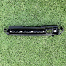 LED Grille Lights Front Grill Trim Strips Lighting Accessories Fits for LR Defender 90 110 130 2020 2021 2022 2023 2024 2025 2026