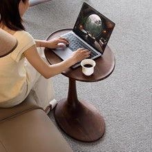 Chicken Couch End Table Wooden Side Table Sofa Corner Round Side Table Small Coffee Table Bedroom Bedside Table Corner Tables for Living Room